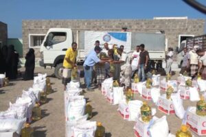 فيديو | الخلية الإنسانية للمقاومة الوطنية تواصل حملة “دعم المعلم” وتصل مديرية ذو باب