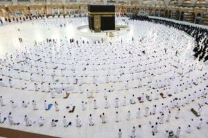 مجموعة ضوابط جديدة بشأن العمرة والصلاة بالحرم المكي في رمضان