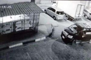 القبض على عصابة متخصصة بسرقة سيارات في المكلا