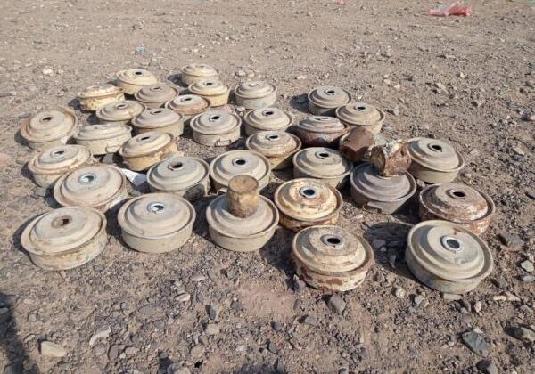مرصد يوثق استشهاد وإصابة أكثر من 900 مدني بالألغام الحوثية