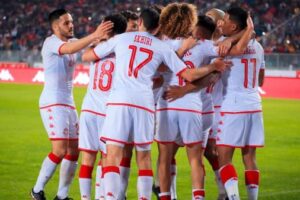 معلول يقود تونس للتأهل لكأس الأمم الإفريقية بالفوز على ليبيا