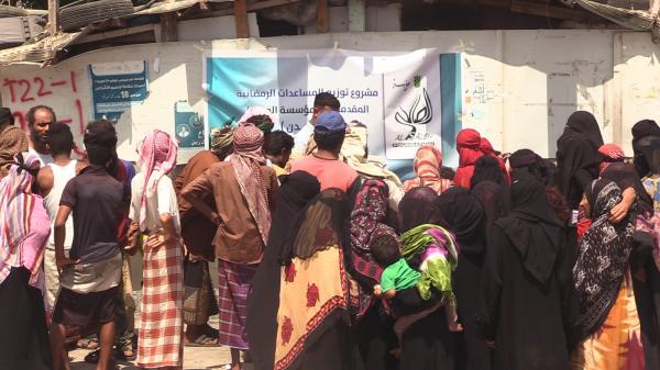 مؤسسة الصالح تنفذ مشروع توزيع المساعدات في عدن ولحج