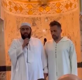 باتريس بوميل مدرب مولودية الجزائر يعلن اعتناق الإسلام