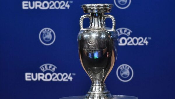 يويفا يطرح 100 ألف تذكرة لبطولة كأس أمم أوروبا “يورو 2024” للبيع غدا