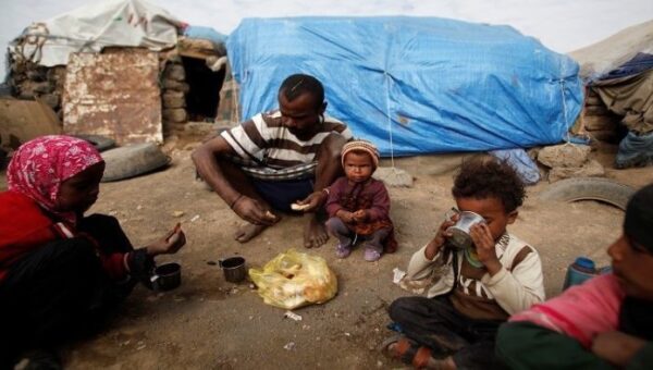 توقعات بتفاقم أزمة الجوع بمناطق سطوة الحوثيين