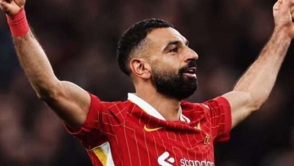 محمد صلاح أفضل لاعب في الدوري الإنجليزي حتى الآن بتصويت الجماهير