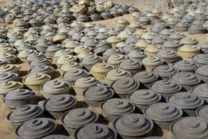 نزع 536 لغماً وذخيرة حوثية باليمن خلال أسبوع