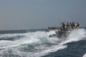 تمكين الحكومة اليمنية وإعاقة تدفق الأسلحة للحوثيين