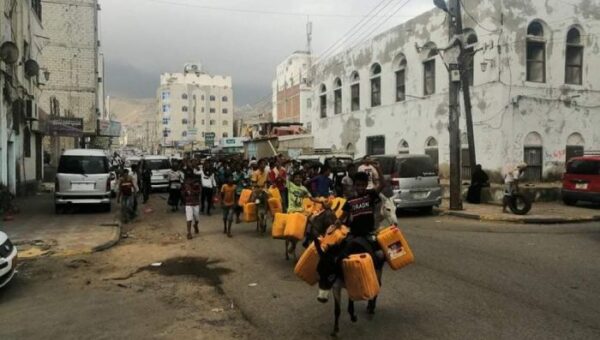 أزمة مياه خانقة في مناطق نائية بلحج تفاقم معاناة السكان خلال رمضان