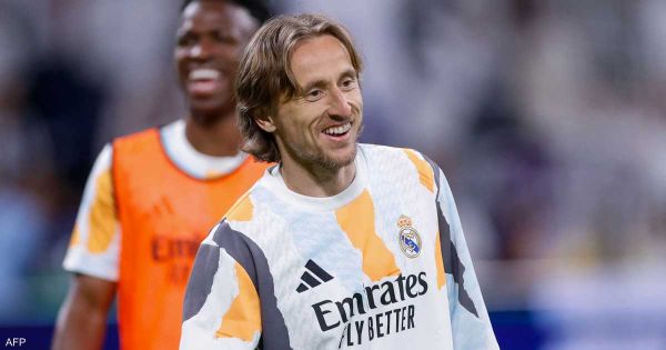 “أراد الاستمرار”.. مقرب من مودريتش يكشف كواليس مغادرة الريال