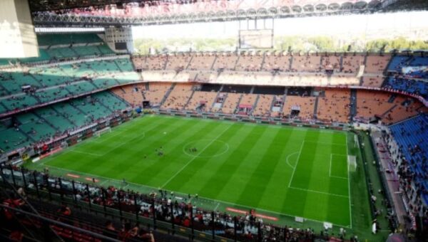 يويفا يفرض عقوبة مزدوجة على ريال مدريد بسبب جماهيره