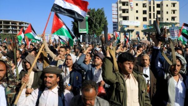 مليشيا الحوثي تواصل استغلال مأساة غزة لتحقيق مكاسب سياسية