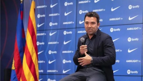 ديكو يكشف سبب عدم تعاقد برشلونة مع نيكو ويليامز