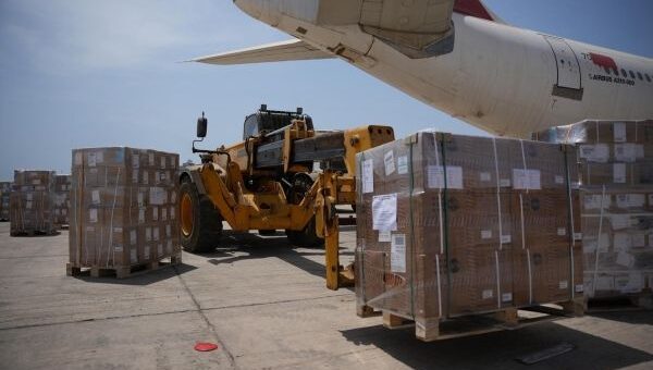 وصول أكثر من 3.4 مليون جرعة لقاح لشلل الأطفال إلى عدن