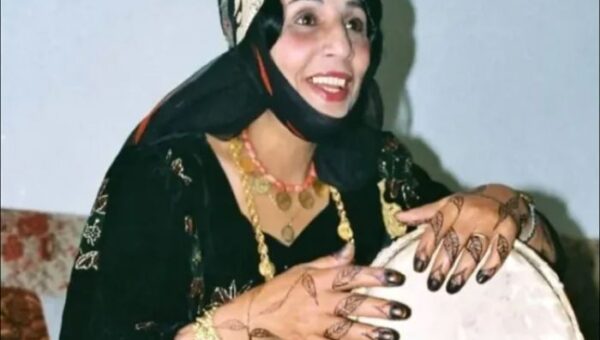 وفاة الفنانة اليمنية الشعبية تقية الطويلية