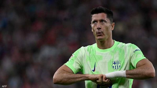 برشلونة يراقب مهاجم تشيلسي لتعويض ليفاندوفسكي