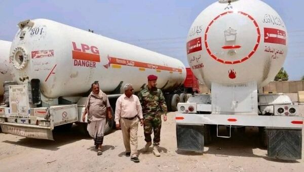 الشركة اليمنية للغاز توقف ممثلها في لحج وتغلق 3 محطات بعدن