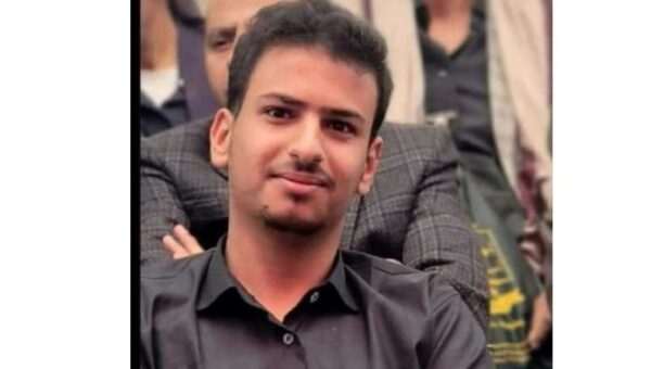مليشيا الحوثي تختطف طالبا جامعيا في نقطة نقيل يسلح