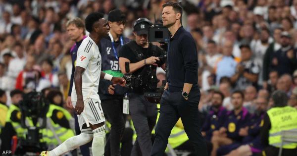 “الأمر انتهى”.. ألونسو يتخذ قراره بشأن “تأديب فينيسيوس”