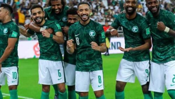 مكافأة خرافية للاعبي السعودية حال التأهل إلى كأس العالم