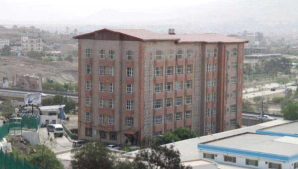 مليشيا الحولي تحول مبنى بجامعة العلوم والتكنولوجيا إلى مقر عسكري