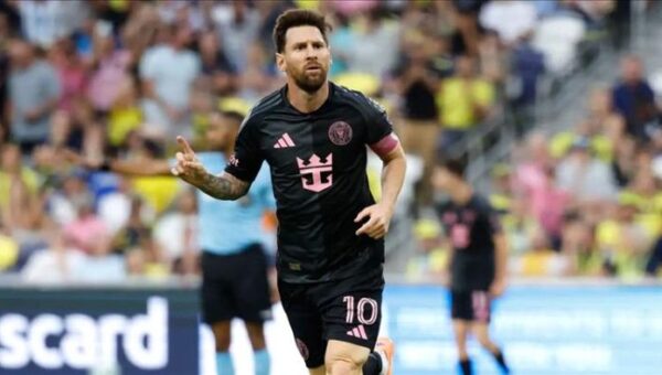 ميسي يحصد أول حذاء ذهبي بالدوري الأمريكي