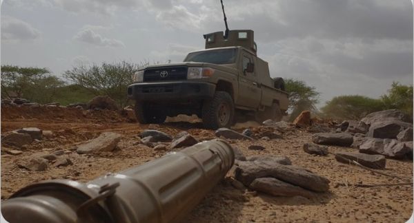 القوات الحكومية تُحبط هجومًا حوثيًا شرق مدينة حزم الجوف