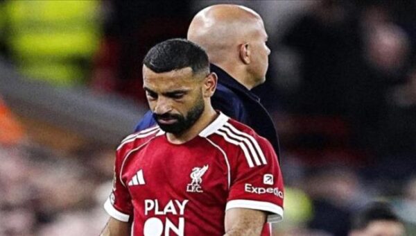محمد صلاح للمرة الثانية يبقى على مقاعد الاحتياط في دوري أبطال أوروبا !