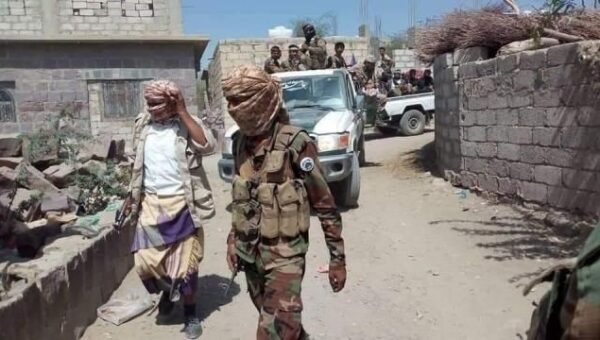 الضالع.. اشتباكات عنيفة بالأسلحة الثقيلة تهز قعطبة بسبب خلاف على أراضٍ