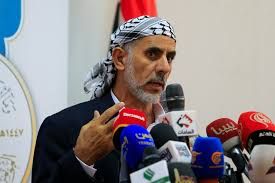 رئيس حكومة مليشيات الحوثي بتصريح خطير يهدد السلم الاقتصادي ويدعو لتدمير مناطق الشرعية. تعرف ماذا قال؟
