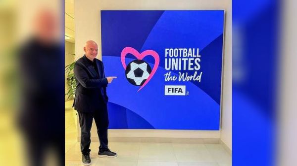 أول جائزة سلام من الفيفا.. من المرشح الأوفر حظا؟