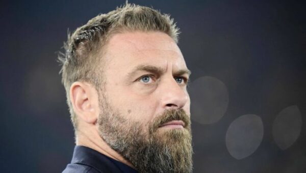 دي روسي مدربًا لجنوى الإيطالي رسميًا