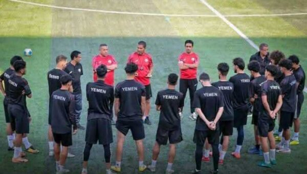 مدربا المنتخبين الأول والأولمبي يستبعدان 25 لاعبًا من القائمتين قبل بطولتَي الخليج وآسيا