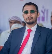 وكيل محافظة الحديدة: موانئ الحديدة تحولت إلى ثكنات حوثية لتهريب السلاح