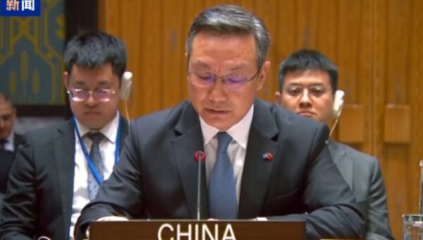 مبعوث الصين يدافع عن الممارسات المتبعة بالتصدير العسكري في الأمم المتحدة