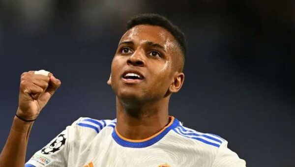 توتنهام يواصل اهتمامه بالتعاقد مع رودريجو.. وعرض منتظر في الميركاتو الصيفي