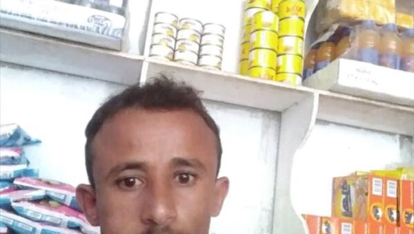 الحديدة .. عنصر حوثي يقتل مواطن أمام أفراد أسرته
