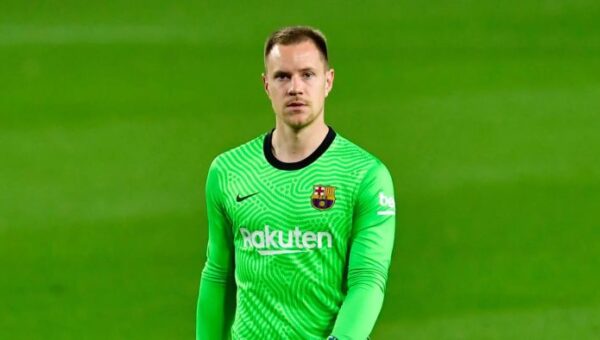 ماركا : تير شتيجن بائس ويبحث عن الرحيل