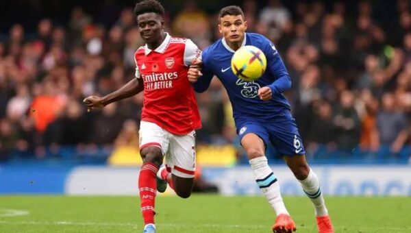 حساب الدوري الإنجليزي يسلط الضوء على قمة آرسنال وتشيلسي