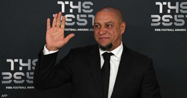 تفاصيل نقل روبرتو كارلوس بشكل عاجل إلى المستشفى وخضوعه لجراحة معقدة