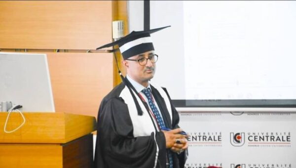 الشميري يحصل على الماجستير من الجامعة المركزية هونوريس بتونس