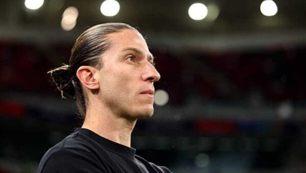 مدرب فلامنجو يتحدى سان جيرمان: عازمون على العودة إلى البرازيل بلقب جديد