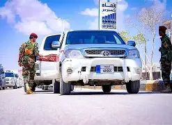 شبوة.. الأمن يكشف حقيقة حريق شاحنة بضائع