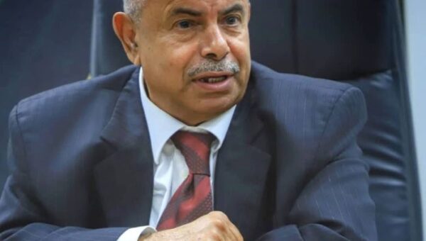 المحافظ ​الخنبشي: حضرموت تفتح ذراعيها للسلام .. عهدٌ جديد عنوانه التسامح والأمان والإخاء لجميع أبناء الوطن