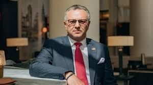 مستشار للرئيس الأمريكي: الهدف الواضح لواشنطن في اليمن هو محاربة الحوثيين والجماعات الإرهابية