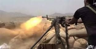 تجدد الاشتباكات بين القوات الحكومية ومليشيا الحوثي في جبهة الدفاع الجوي بتعز