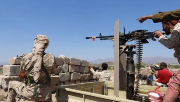 القوات الحكومية تحبط هجومًا حوثيًا على مواقعها شمال غرب الضالع