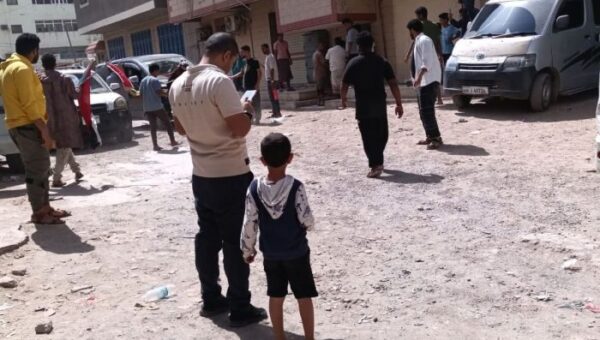 مسلحون يقتحمون مقر مؤسسة “عدن الغد” ويعبثون بمحتوياتها وسط موجة استنكار واسعة