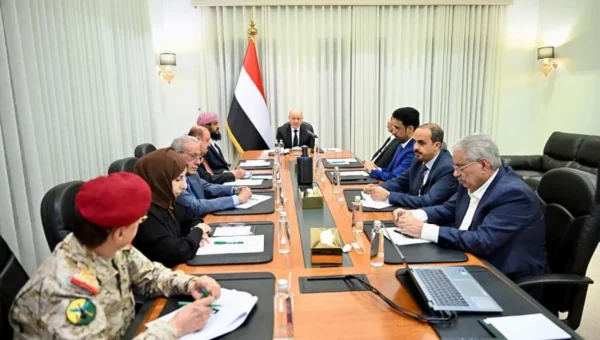مجلس الدفاع الوطني يقر استمرار انعقاده الدائم ويتخذ قرارات لرفع الجاهزية وردع اعتداءات مليشيا الحوثي