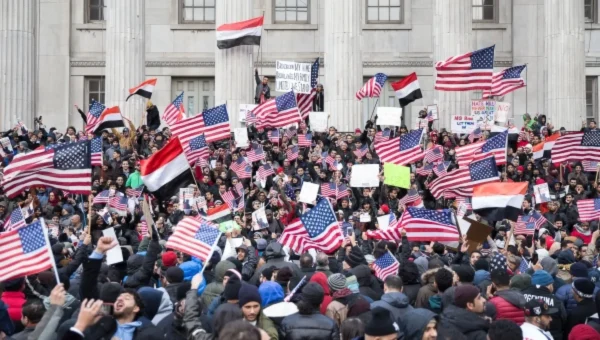 أمريكا تطالب يمنيين بانتهاء “الحماية المؤقتة” بمغادرة البلاد أو مواجهة الترحيل